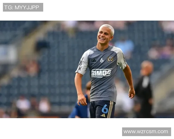 从天才少年到陨落边缘一位足球巨星的辉煌与堕落历程 从天才少年到陨落边缘一位足球巨星的辉煌与堕落历程