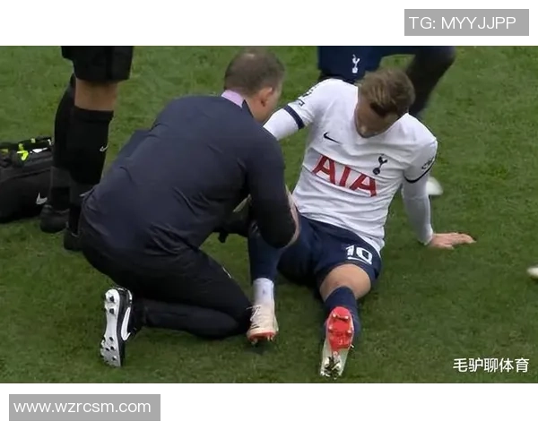 足球球星激烈对抗瞬间撞面伤情揭秘 球场英雄如何应对意外事故 足球球星激烈对抗瞬间撞面伤情揭秘 球场英雄如何应对意外事故